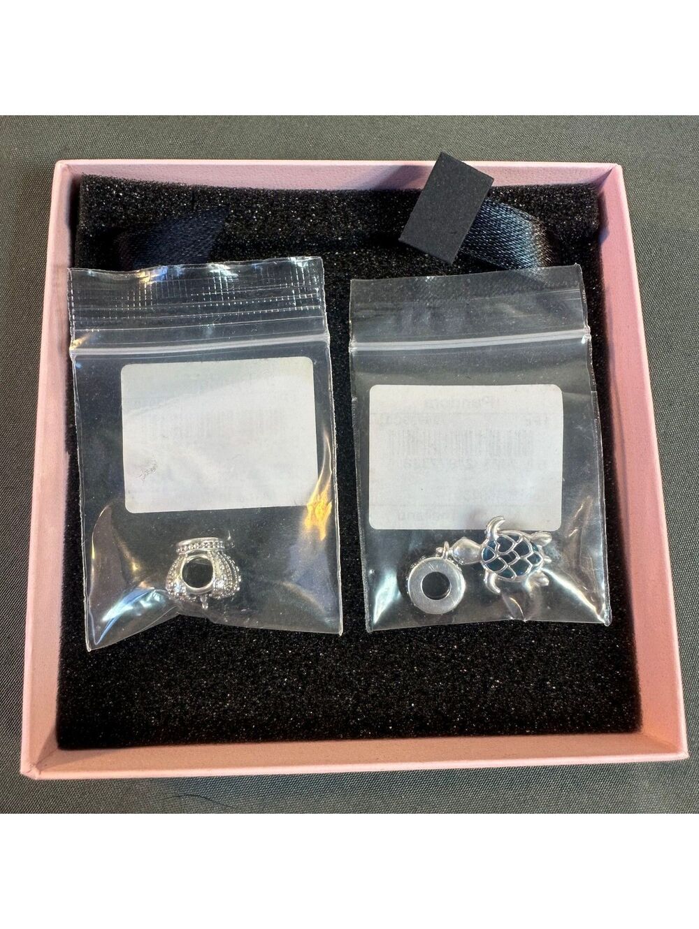 Pandora Charms Queen/ King Hat and Turtle